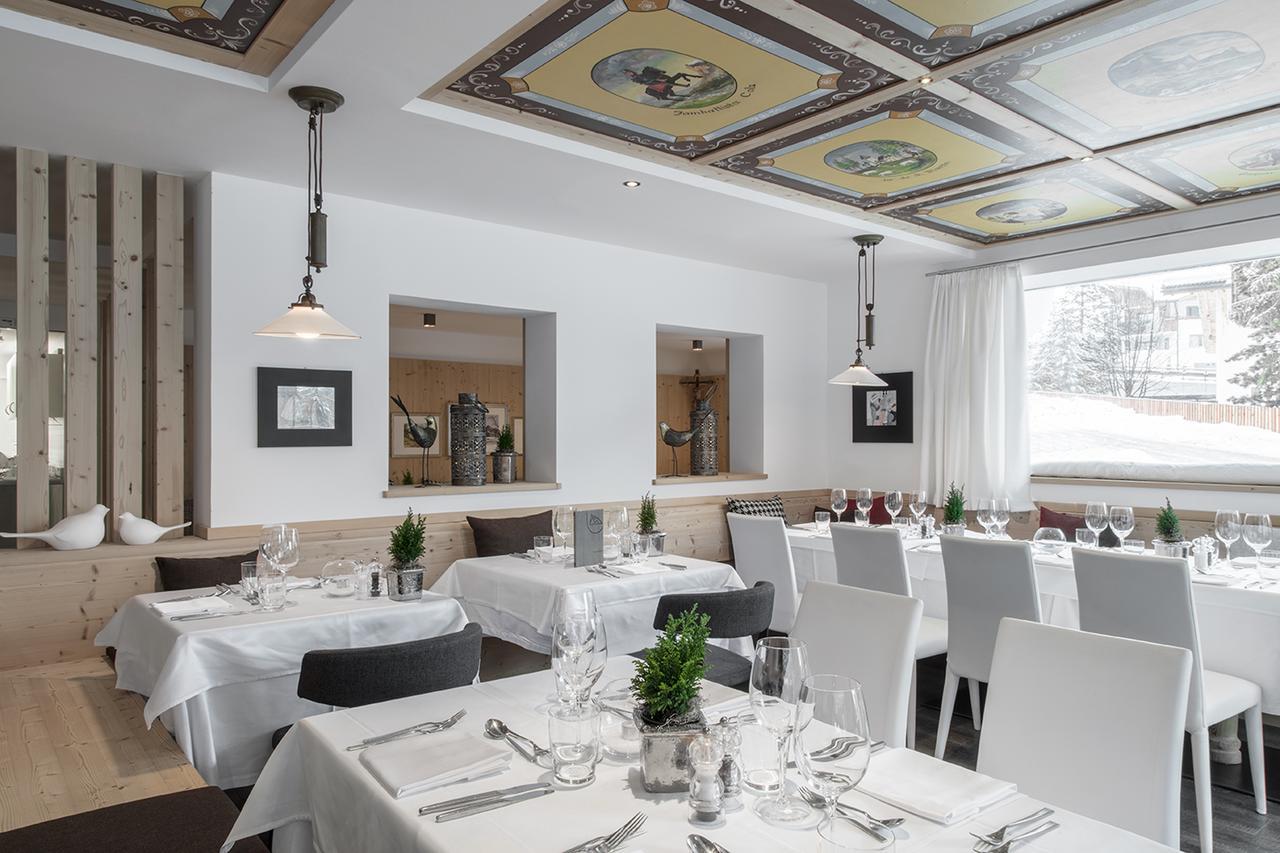 Hotel Conturines Сан-Кассиано Экстерьер фото